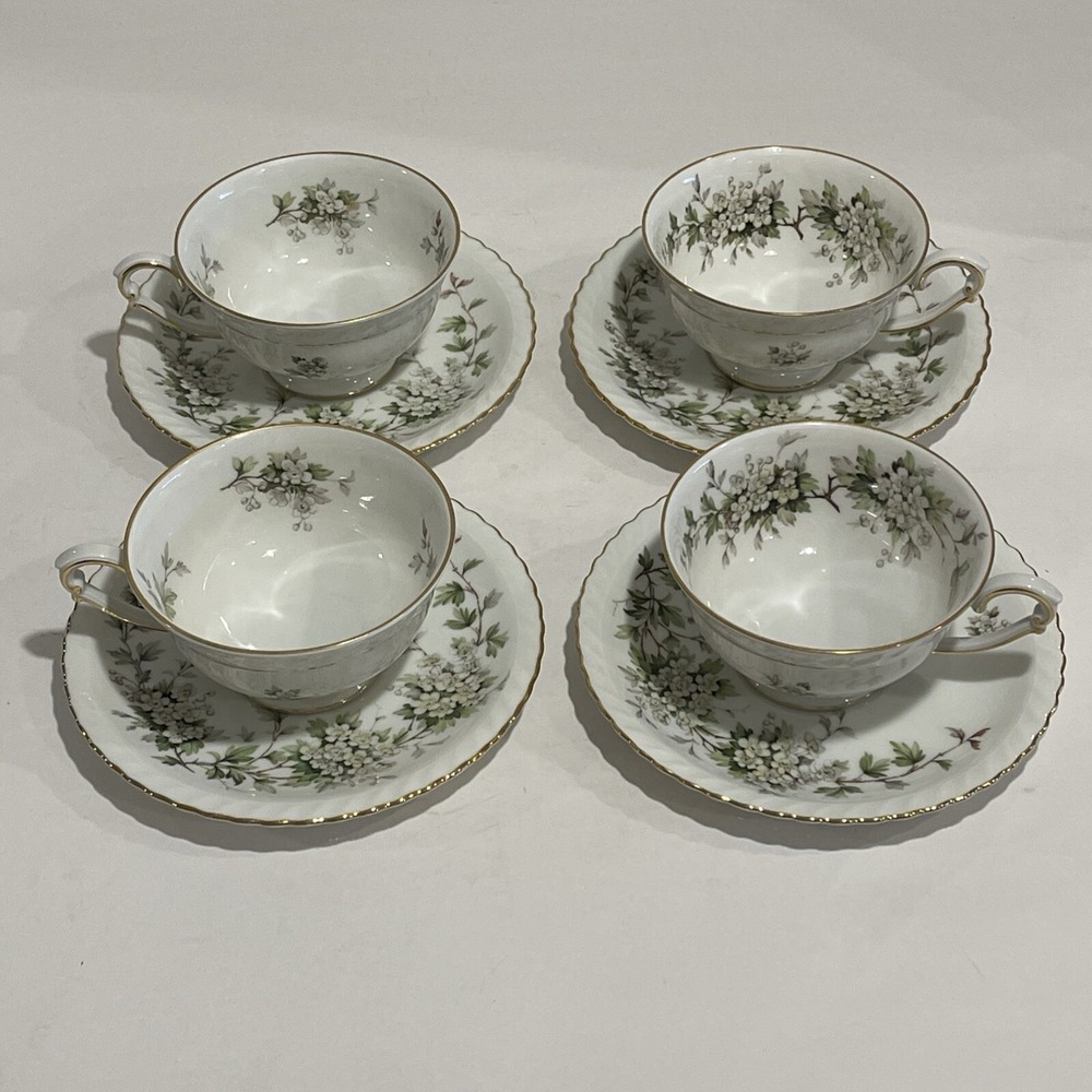 8 pc Vintage FRANCONIA-KRAUTHEIM Selb Bavaria HAWTHORN Footed Tea Cup & saucers